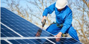 Installation Maintenance Panneaux Solaires Photovoltaïques à Albaret-le-Comtal